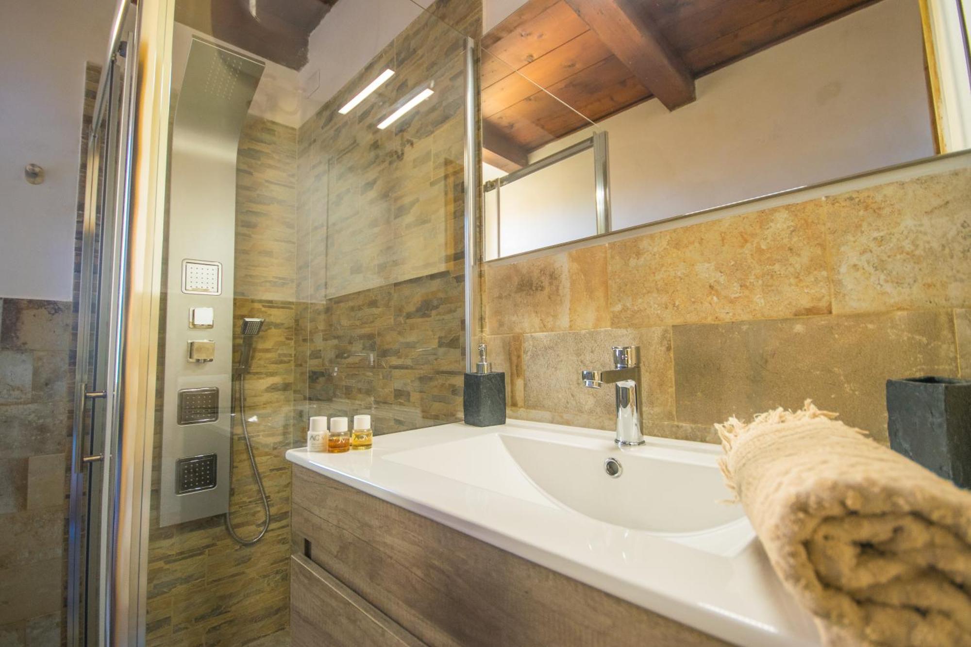 Roman Ruins - Elegant Apartment Όλμπια Εξωτερικό φωτογραφία